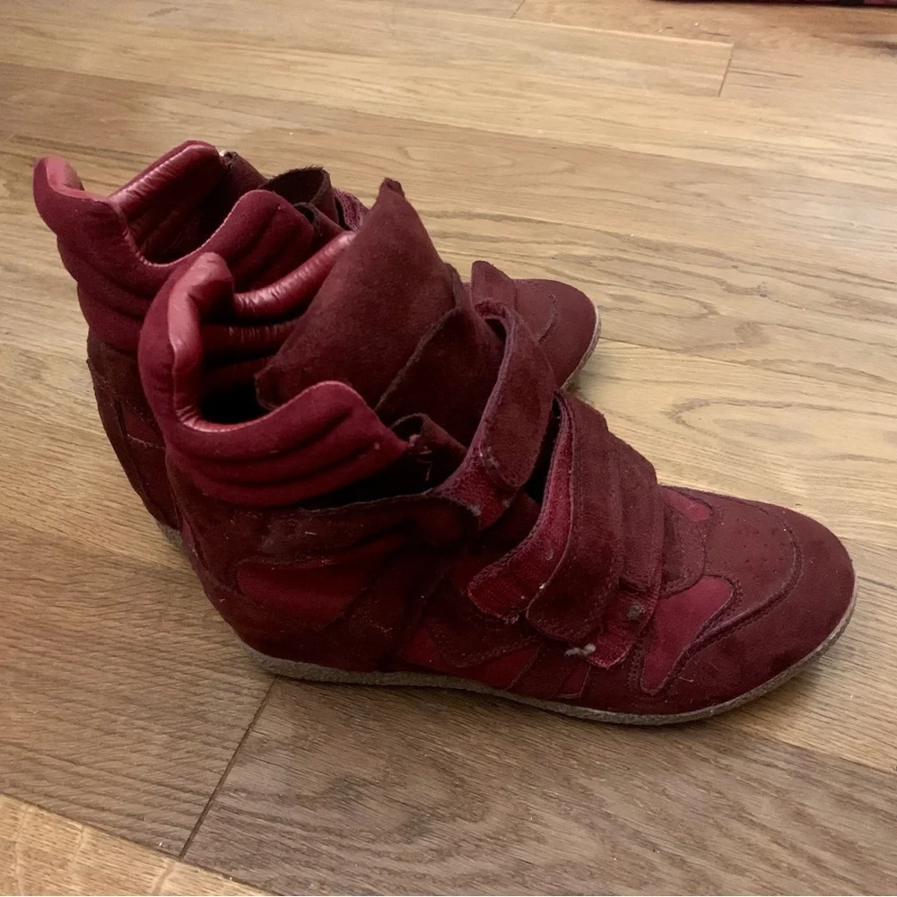Maroon Booties - Picture 1 of 5